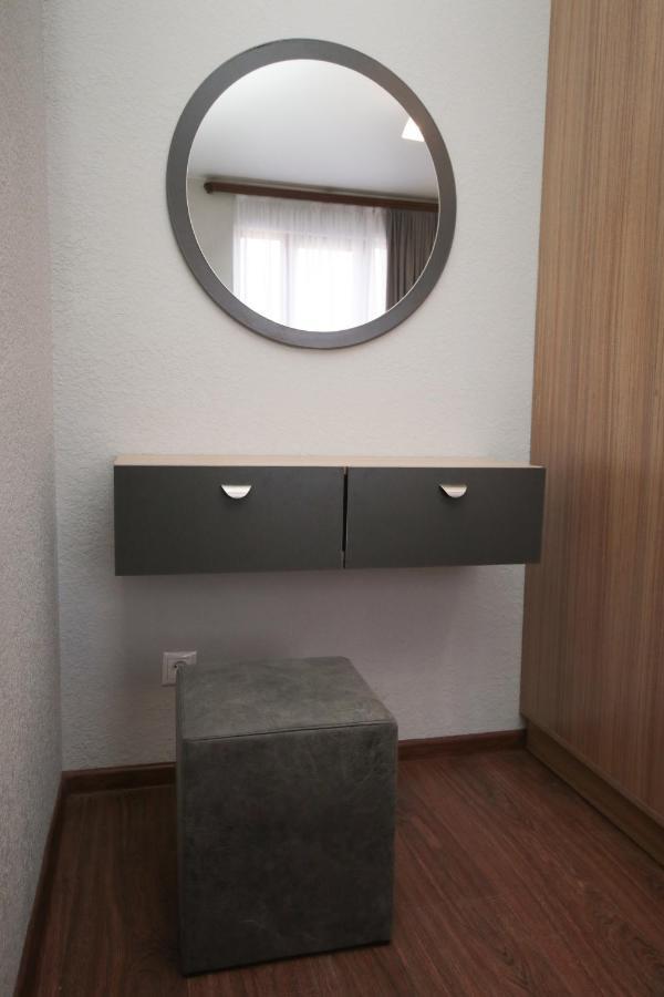Hillside Guest House Erevan Esterno foto