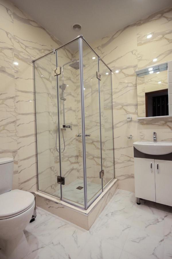 Hillside Guest House Erevan Esterno foto