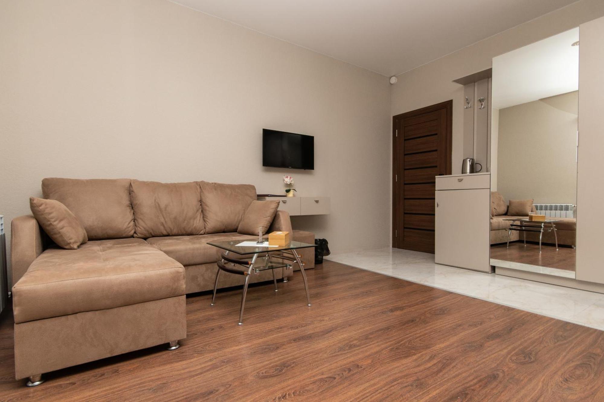 Hillside Guest House Erevan Esterno foto