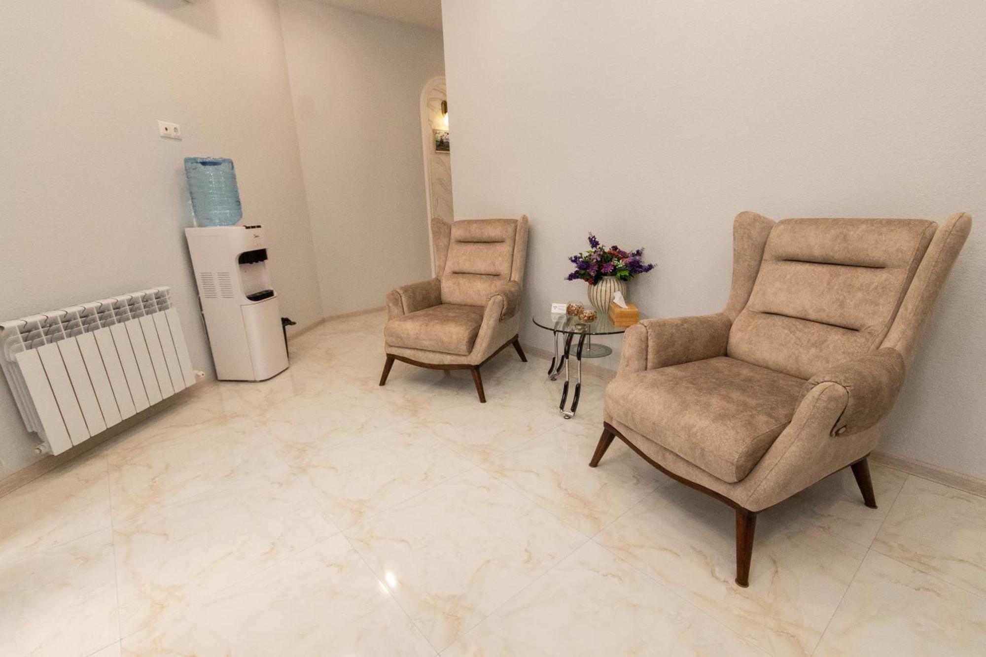 Hillside Guest House Erevan Esterno foto